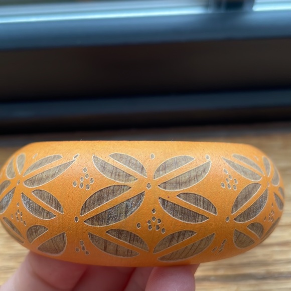 Orange bangles - Picture 7 of 7